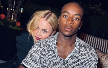 Мадонна на редких фотографиях показала своего приемного сына в день его рождения