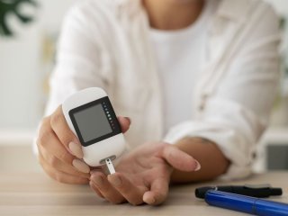 Лікарі назвали топ-5 продуктів для контролю цукру в крові: вони точно є у вашому холодильнику
