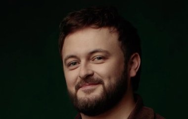 Дзідзьо показав свою маму-красуню на пляжі та публічно звернувся до неї