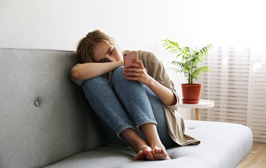 Мені нічого від вас не треба: що таке апатія та як з нею боротися