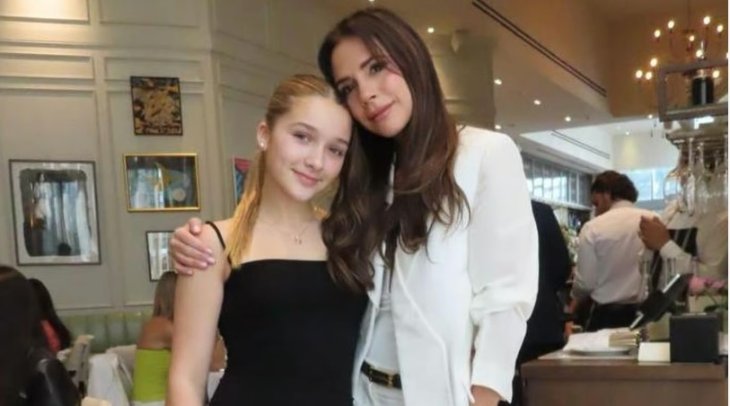 Виктория Бекхэм показала дочь-модницу в изысканном платье