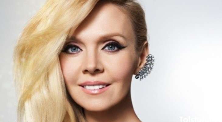 Валерия поздравила поклонников с Масленицей