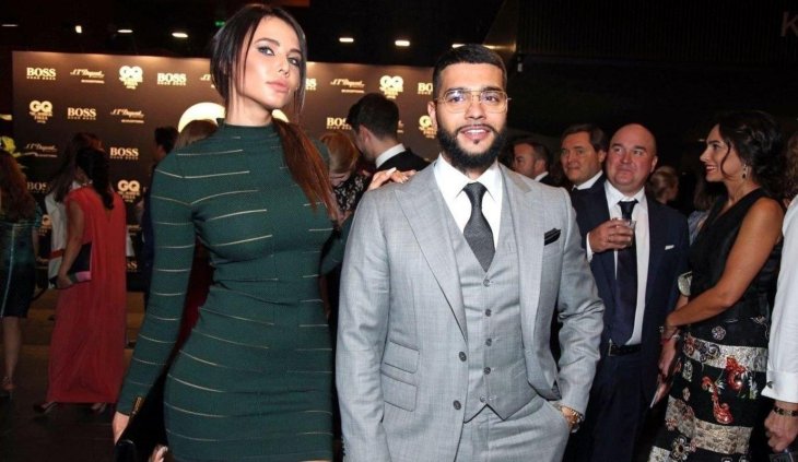 Беременная невеста Тимати не хочет возвращаться в Москву