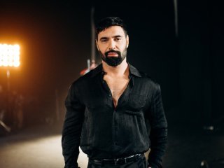 Козловський спантеличив зізнанням про небезпечні презенти від фанів: 