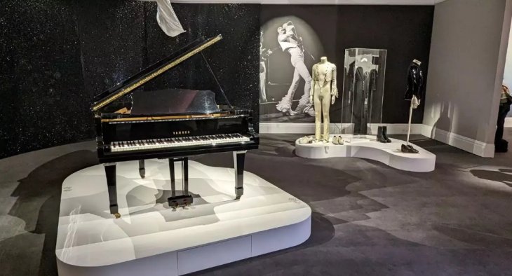 Личные вещи Фредди Меркьюри были проданы на аукционе за 50,4 миллиона долларов