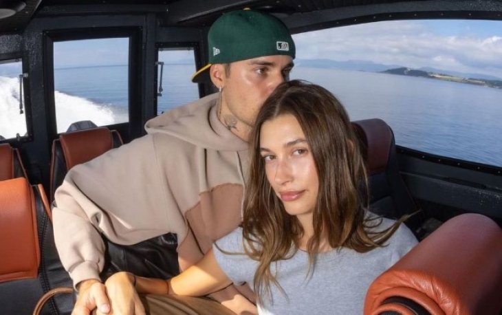 Жену Джастина Бибера Хейли заподозрили в беременности – СМИ