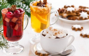 4 зимних напитка, которые согреют ваших гостей