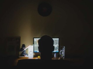 Медики назвали простой способ взбодриться тем, кто работает ночью