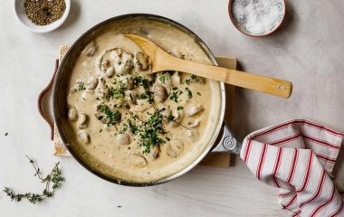 Рецепт быстрой грибной подливки по-закарпатски за 30 минут