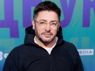 У 52-річного Олексія Суханова стався інсульт: в якому стані ведучий