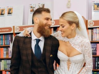 Поет Павло Вишебаба одружився з коханою всього через три місяці після знайомства: як минуло весілля