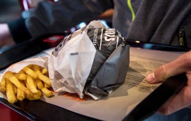 Дієтолог назвала продукти, що викликають небезпечну хворобу печінки.
