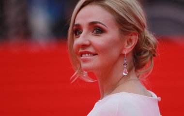 Татьяна Навка: «Раньше не могла представить, что мой муж будет с усами»