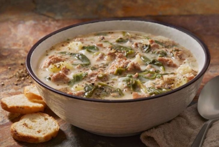 Быстро и с использованием подручных продуктов: как приготовить итальянский суп из хлеба