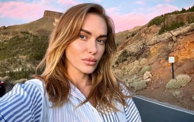 Слава Каминская на редком фото показалась в объятиях возлюбленного-иностранца