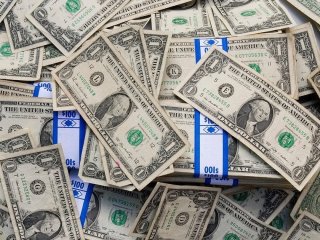 Жінка виграла £115 млн у лотереї, але половини статку у неї вже немає: що сталося