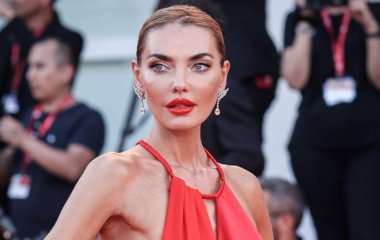 Стильная и красивая: супермодель Алина Байкова поделилась снимками из Берлина