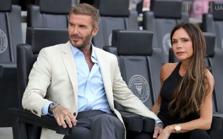 Виктория Бекхэм со слезами на глазах впервые прокомментировала измену Дэвида с помощницей: фото любовницы