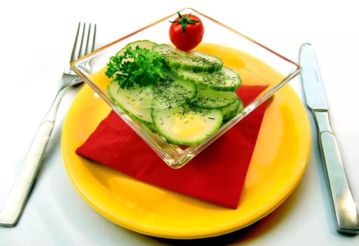 3 рецепта идеальных малосольных огурцов