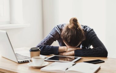 Емоційне вигорання: основні ознаки, як відновити сили та коли звернутися по допомогу