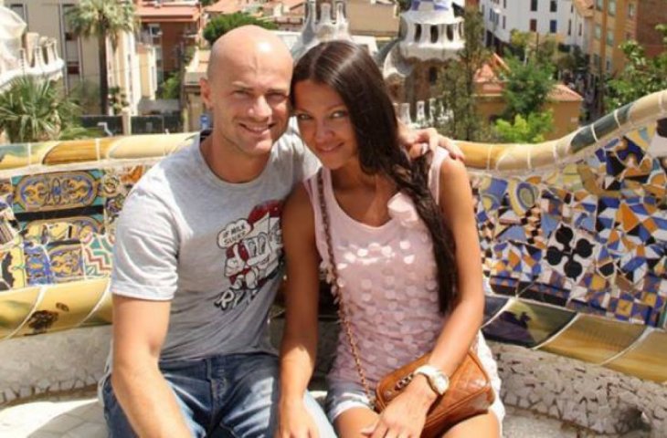 Влад Яма отправился на отдых с женой