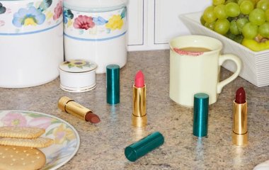 Как выглядят 3 самых осенних оттенка помад Gucci