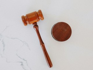 38 років за ґратами за злочин, якого не скоював: поліція знову шукає справжнього вбивцю дівчини