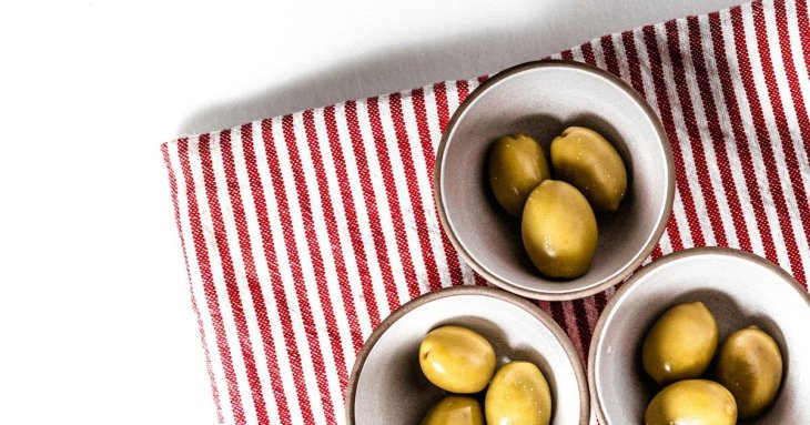 Чим корисні оливки: зелені і чорні — чи можна їх їсти щодня