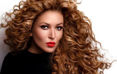 Ирина Дубцова продемонстрировала шикарные формы в бикини
