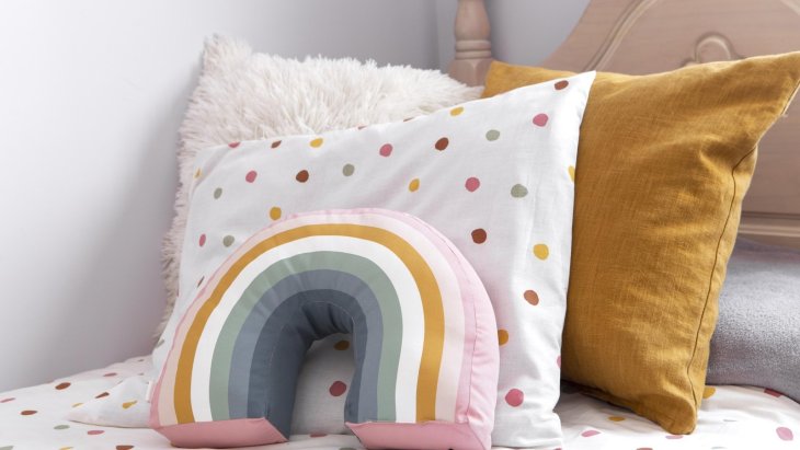 Как почистить подушки без стиральной машины