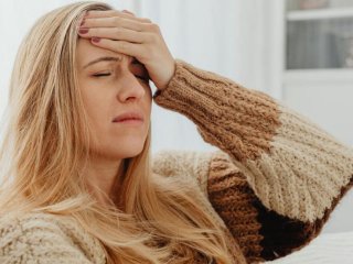 Які продукти можуть провокувати мігрень: що варто знати про шоколад, напої та щоденний раціон