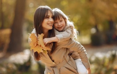 4 первых признака, что ребенок предаст вас в старости