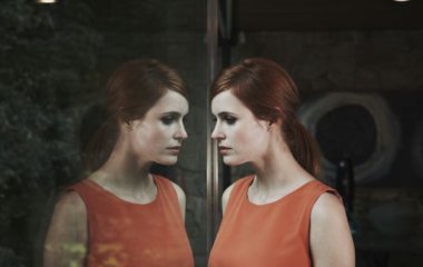 Скрытые признаки нелюбви к себе, которые мешают вам жить на полную