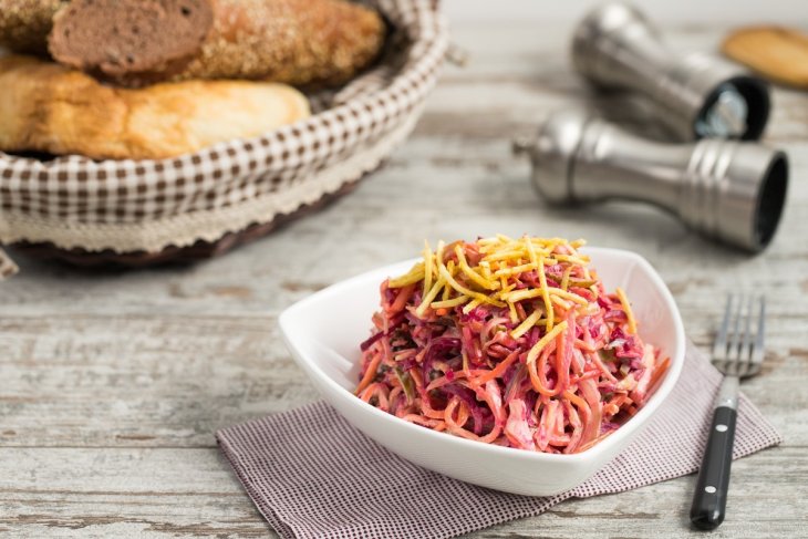 Готовим легкий французский салат