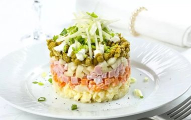 Салат оливье: 3 необычных рецепта привычного блюда