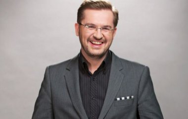 Александр Пономарев показал фото в огне