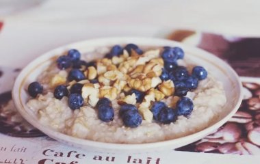 Дієтологи назвали п'ять продуктів, які не можна їсти на сніданок.