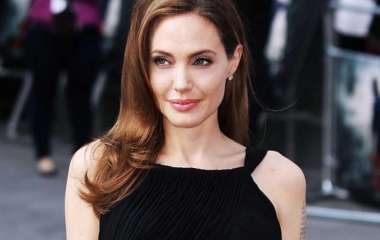 Анджелина Джоли рассказала о возвращении сына Мэддокса домой