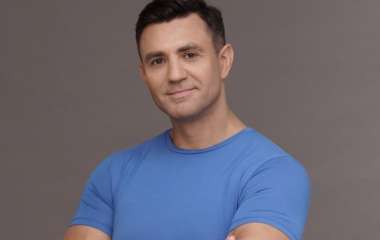 Николай Тищенко разделся ради поклонниц