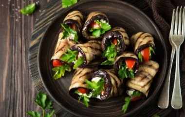 Чудо-рецепт из баклажанов: эта грузинская закуска получается фантастически вкусной