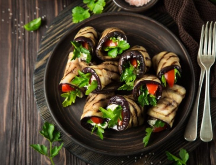 Чудо-рецепт из баклажанов: эта грузинская закуска получается фантастически вкусной