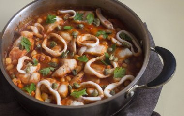 Рагу из кальмаров 