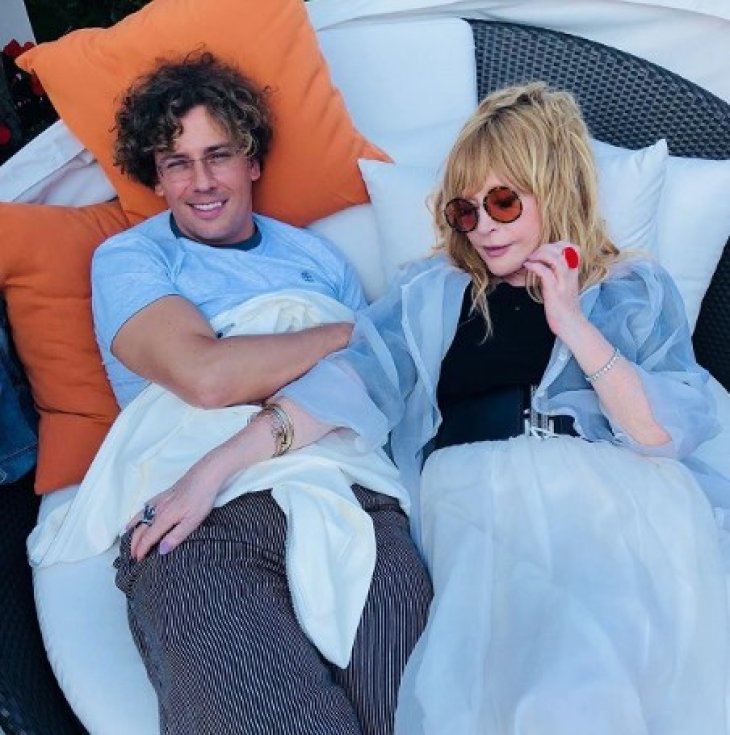 Замок Аллы Пугачевой и Максима Галкина требуют снести