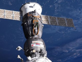 На МКС зафіксували небезпечний витік повітря: можлива термінова евакуація екіпажу — Daily Mail