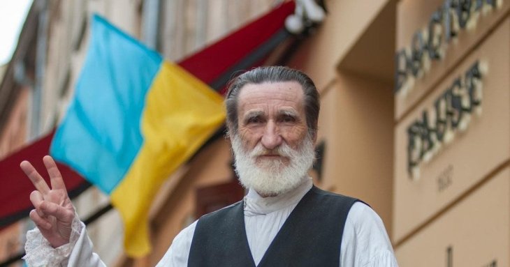 Старовинне чоловіче ім’я, яке стрімко повертається в моду в Україні та підкорює батьків: як називають хлопчиків 2026 року