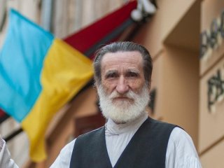 Старовинне чоловіче ім’я, яке стрімко повертається в моду в Україні та підкорює батьків: як називають хлопчиків 2026 року