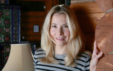 47-летняя Юлия Высоцкая позировала в бикини