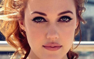 Мерьем Узерли снова сделала пластическую операцию