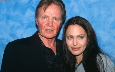 Отец Анджелины Джоли жестко раскритиковал нападки дочери на Израиль