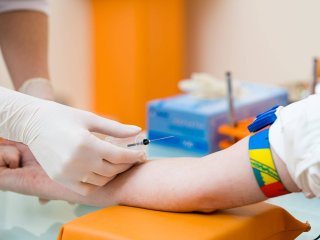 Медики объяснили, какие анализы необходимо сдавать каждый год